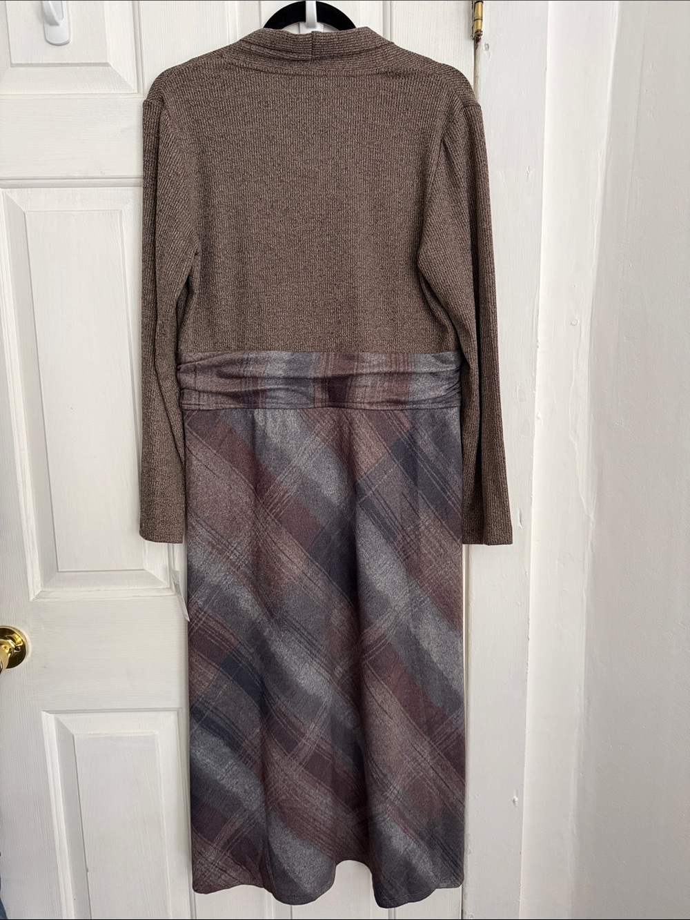 Rabbit Rabbit Rabbit Taupe V-Neck Sweater with Plaid Panel - Picture 5 of 5